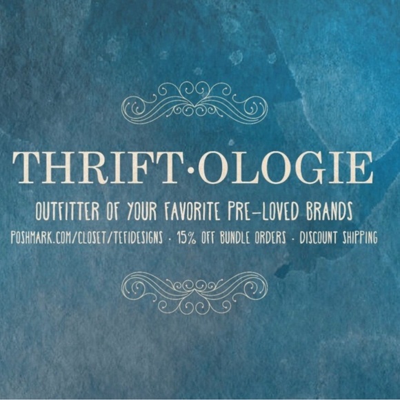 {Holiday Arcade} Cupcake Sprinkles Print Gold Wristlet Clutch - Picture 8 of 8